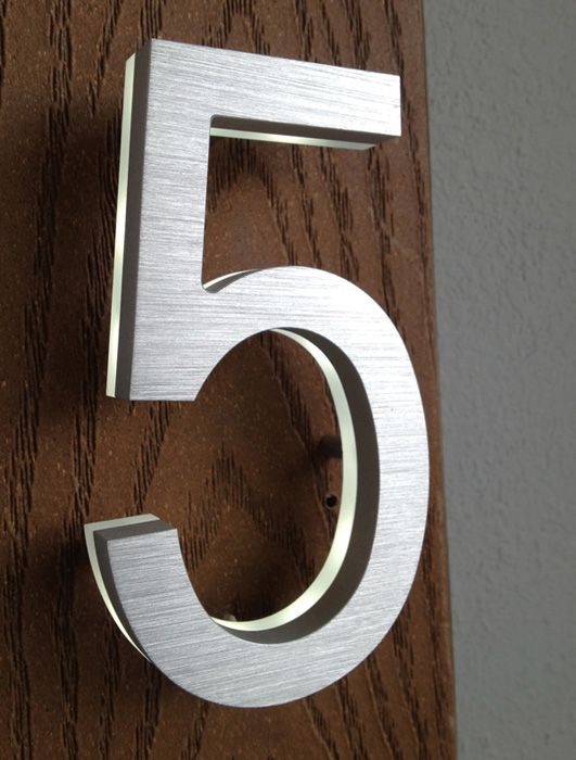 LUMO Lighting | Contemporary Illuminated Address Number 5" (Outdoor) - Silver/Brushed Aluminum